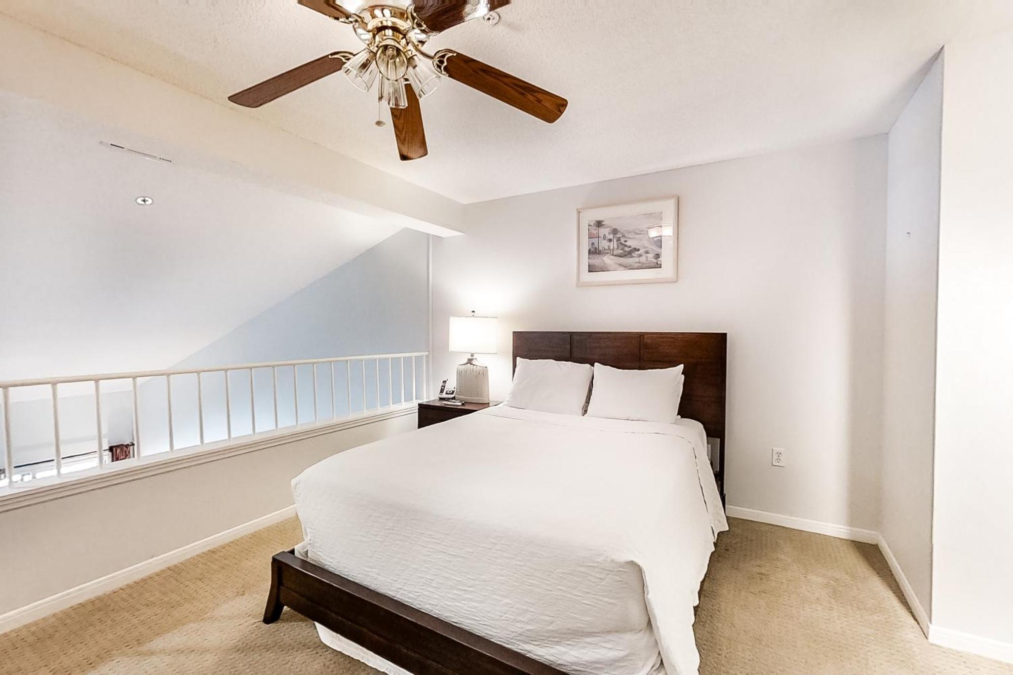 Crystal Sands II Destin Room photo